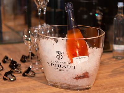 Champagner Club Tasting im Zurheide Feine Kost. Foto: Dirk Jürgensen