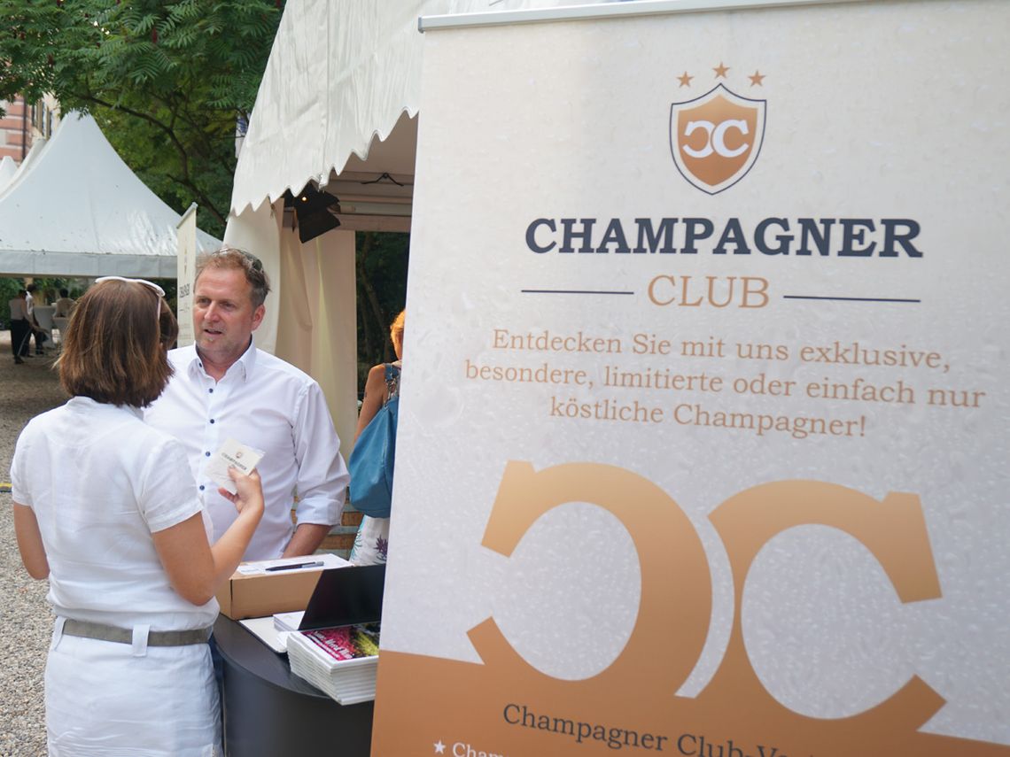 VDP-Event WEISSE.WEIN.NACHT - Champagner Club-Stand. Foto: Champagner Club